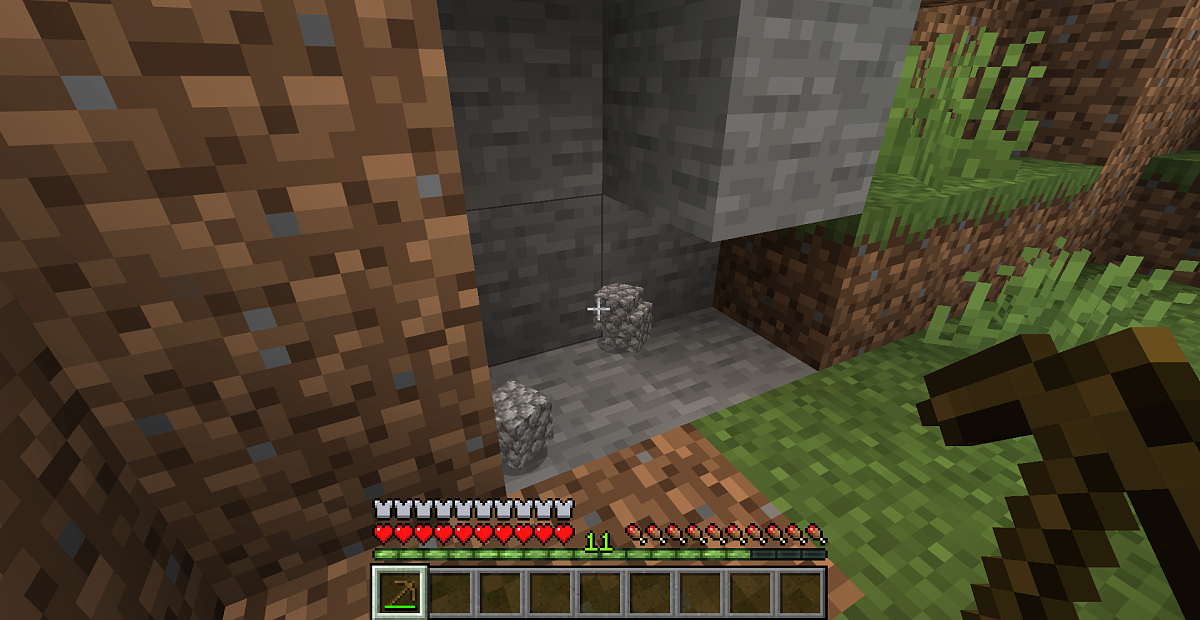 Screenshot #1:  Wooden Pickaxe | Pickaxes | Minecraft Book 